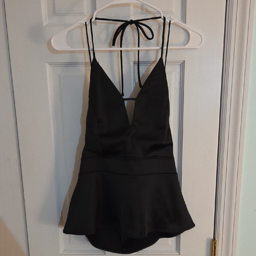 Express Black Halter